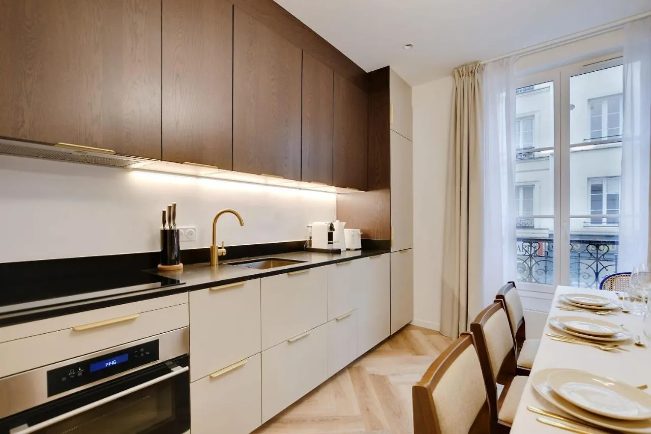 Luxurious Apartment - 3Bdr-8P - Bastille باريس 0*,  فرنسا